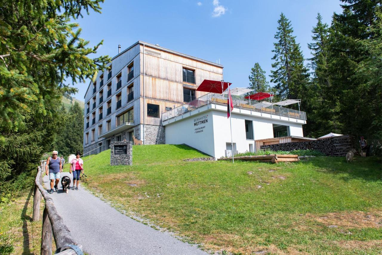 Berghotel Mettmen Schwanden  ภายนอก รูปภาพ