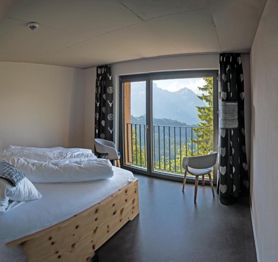 Berghotel Mettmen Schwanden  ภายนอก รูปภาพ